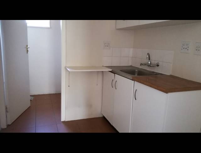 140M² OFFICE TO LET IN MORNINGSIDE